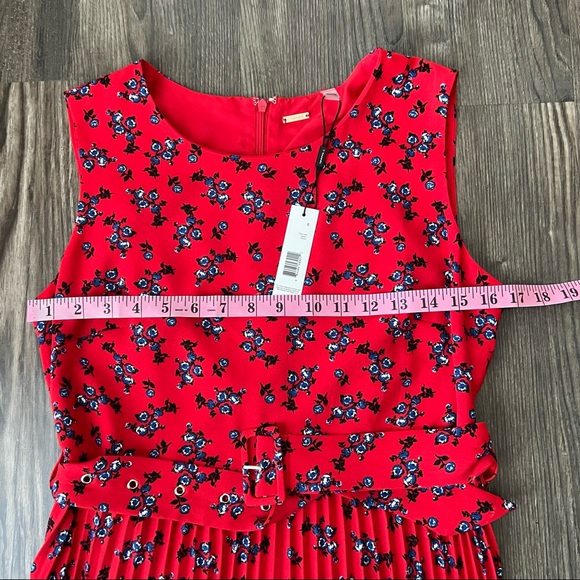 Tahari NWT Sleeveless Red Floral Print Pleated Midi Dress - Picture 14 of 16
